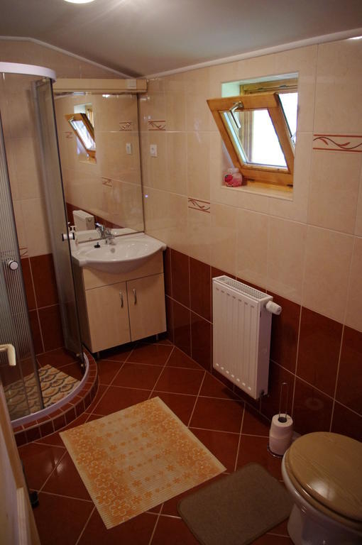 Horvath Kert Vendeghaz Hotel Zirc Luaran gambar