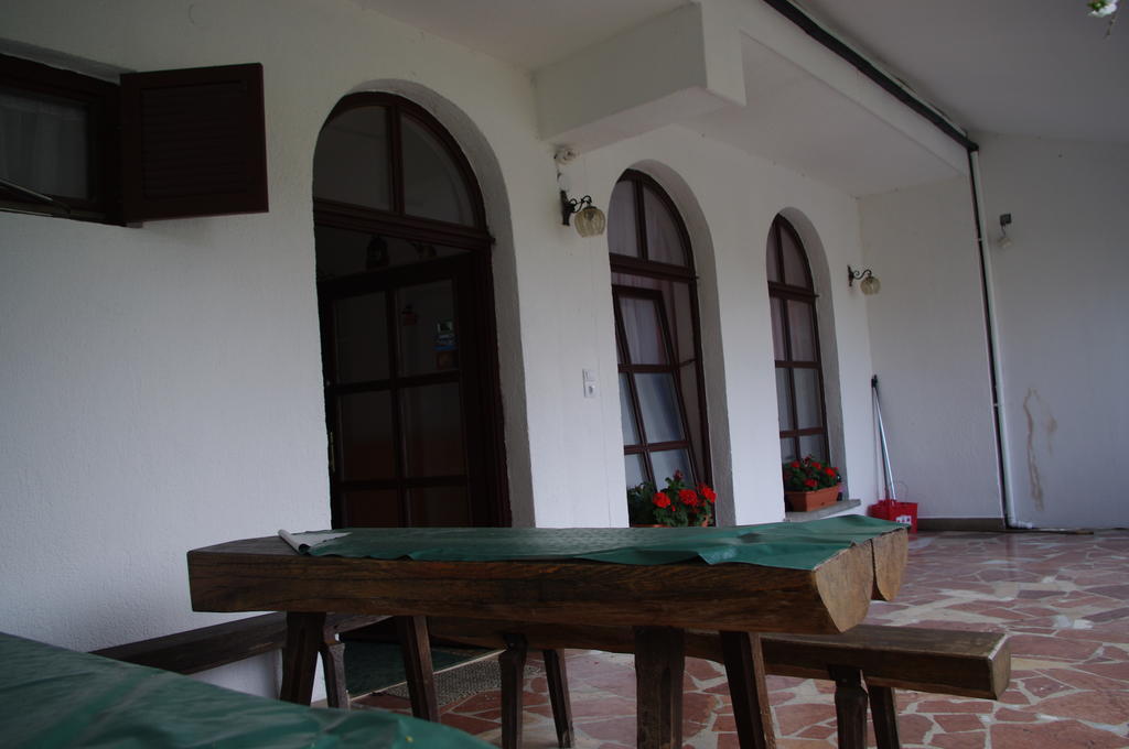 Horvath Kert Vendeghaz Hotel Zirc Luaran gambar